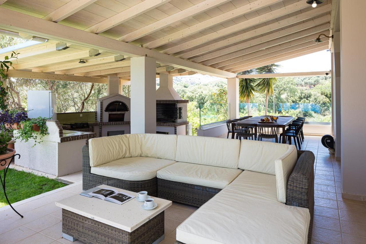 Thetree Villa, With Heated Pool & Spa Whirlpool Gallos Luaran gambar