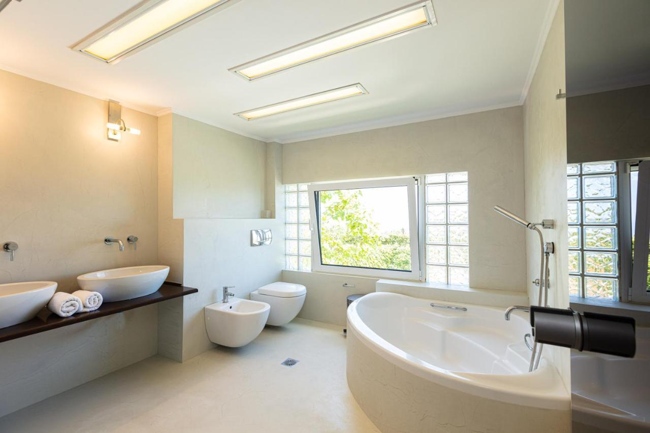 Thetree Villa, With Heated Pool & Spa Whirlpool Gallos Luaran gambar